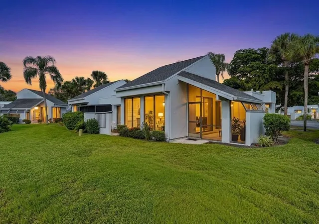 Photo 1 of Single family home for sale at 2319 Lakeside Mews #B3, Sarasota, FL 34235 | MLS# A4709149 | Listing updated on 2026-10-11