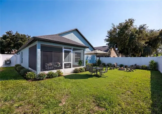 Photo 3 of Single family home for sale at 127 Aberdeen St, Davenport, FL 33837 | MLS# O6448926 | Listing updated on 2026-10-10