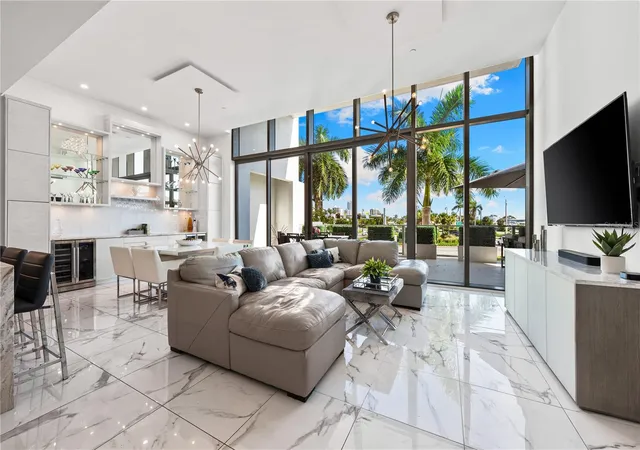 Photo 3 of Condo for sale at 1155 N Gulfstream Ave #208, Sarasota, FL 34236 | MLS# A4709150 | Listing updated on 2026-10-20