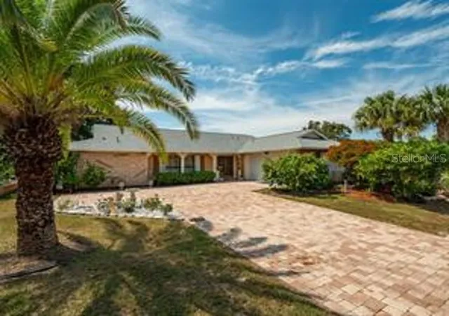 Photo 1 of Single family home for sale at 13507 Shadberry Ln, Hudson, FL 34667 | MLS# TB8556874 | Listing updated on 2026-10-10