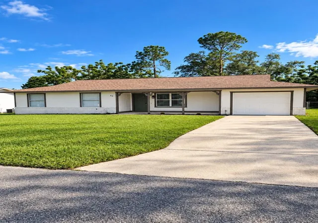 Single family home for sale at 30 Sapphire Way, OCALA, FL 34472 | MLS# R4912142