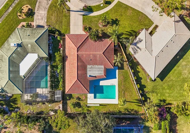 Photo 1 of Single family home for sale at 2851 Hardee Dr, Sarasota, FL 34231 | MLS# TB8556877 | Listing updated on 2026-10-10