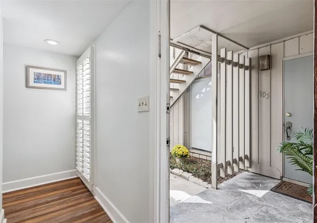 Photo 4 of Condo for sale at 104 Crown Oaks Way #104, Longwood, FL 32779 | MLS# O6448932 | Listing updated on 2026-10-10