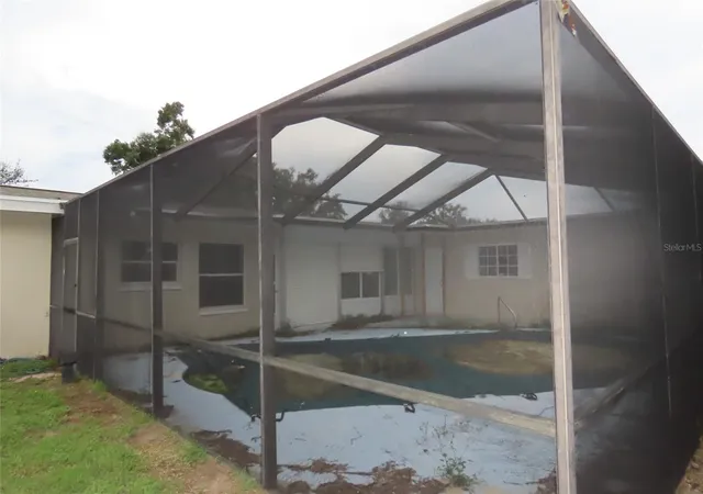 Photo 3 of Single family home for sale at 12713 137th Lane, Largo, FL 33774 | MLS# TB8556881 | Listing updated on 2026-10-10