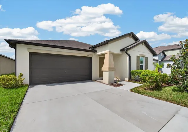 Photo 1 of Single family home for sale at 5487 Blue Azure Dr, Wimauma, FL 33598 | MLS# TB8556884 | Listing updated on 2026-10-11