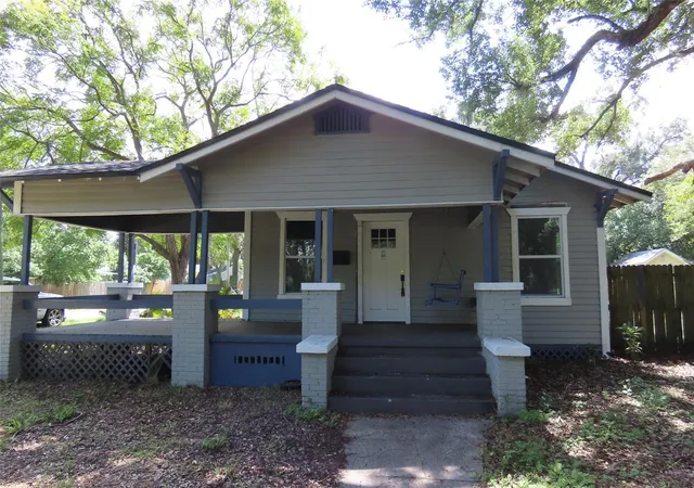 Photo 1 of Single family home for sale at 1223 E Crawford St, Tampa, FL 33604 | MLS# TB8556888 | Listing updated on 2026-10-10
