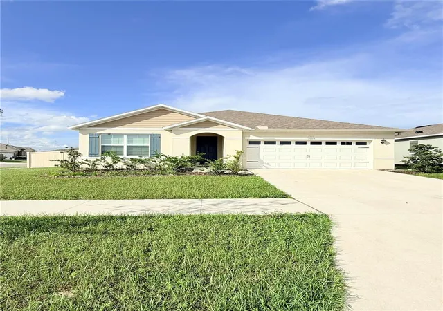 Single family home for sale at 2105 Corso Dr, LAKE ALFRED, FL 33850 | MLS# S5159294