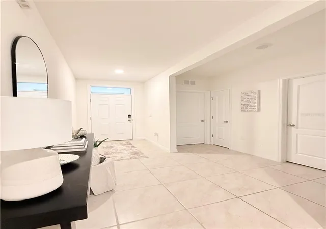 Photo 1 of Single family home for sale at 2105 Corso Dr, Lake Alfred, FL 33850 | MLS# S5159294 | Listing updated on 2026-10-15