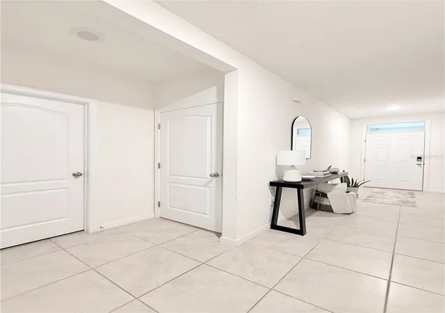 Photo 2 of Single family home for sale at 2105 Corso Dr, Lake Alfred, FL 33850 | MLS# S5159294 | Listing updated on 2026-10-15