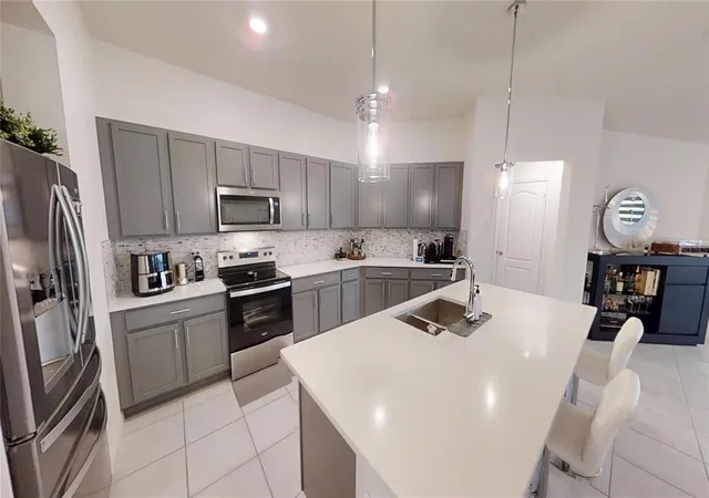 Photo 4 of Single family home for sale at 1127 Seedorf Dr, Winter Haven, FL 33881 | MLS# O6448944 | Listing updated on 2026-10-14