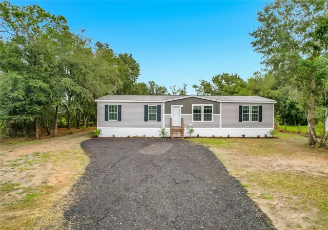 Photo 1 of Manufactured home for sale at 9717 Moore Rd, Lakeland, FL 33809 | MLS# L4965694 | Listing updated on 2026-10-11