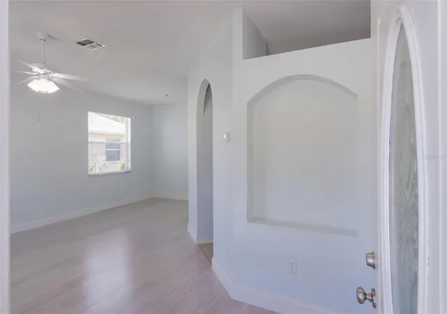 Photo 3 of Single family home for sale at 15806 Green Cvs Blvd, Clermont, FL 34714 | MLS# G5118919 | Listing updated on 2026-10-22