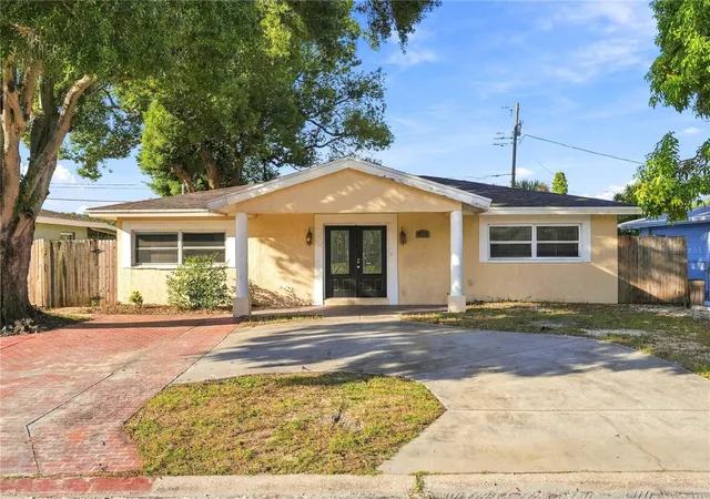 Photo 1 of Single family home for sale at 6953 41st Terrace N, Saint Petersburg, FL 33709 | MLS# TB8556908 | Listing updated on 2026-10-23