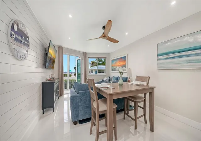 Photo 3 of Condo for sale at 771 John Ringling Blvd #5, Sarasota, FL 34236 | MLS# A4709163 | Listing updated on 2026-10-11