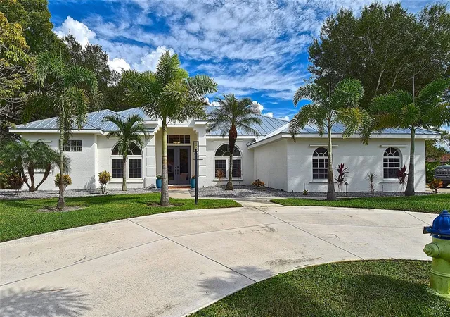 Single family home for sale at 8309 Misty Lake Cir, SARASOTA, FL 34241 | MLS# TB8556923