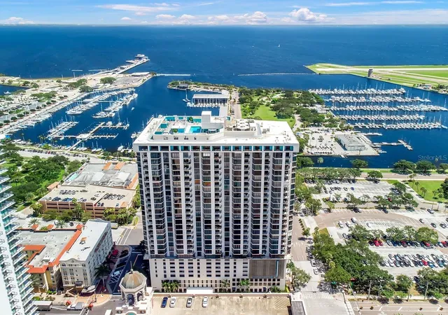 Condo for sale at 1 Beach Dr SE #2712, Saint Petersburg, FL 33701 | MLS# TB8556926