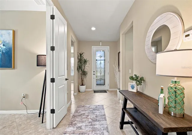 Photo 4 of Single family home for sale at 492 Pontevedra Rd, Davenport, FL 33837 | MLS# S5159300 | Listing updated on 2026-10-11