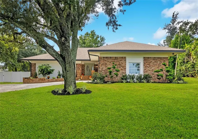 Photo 1 of Single family home for sale at 2637 Grace Manor, Lakeland, FL 33812 | MLS# L4965699 | Listing updated on 2026-10-28