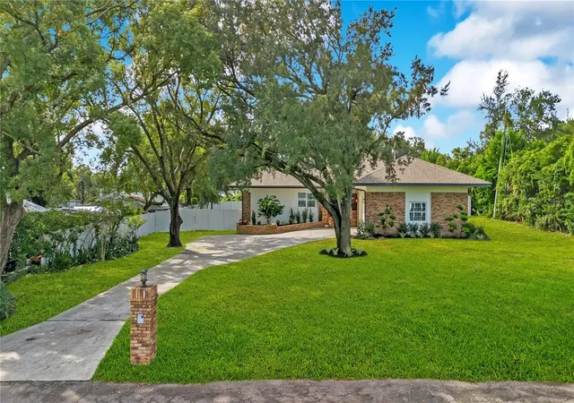 Photo 1 of Single family home for sale at 2637 Grace Manor, Lakeland, FL 33812 | MLS# L4965699 | Listing updated on 2026-10-28