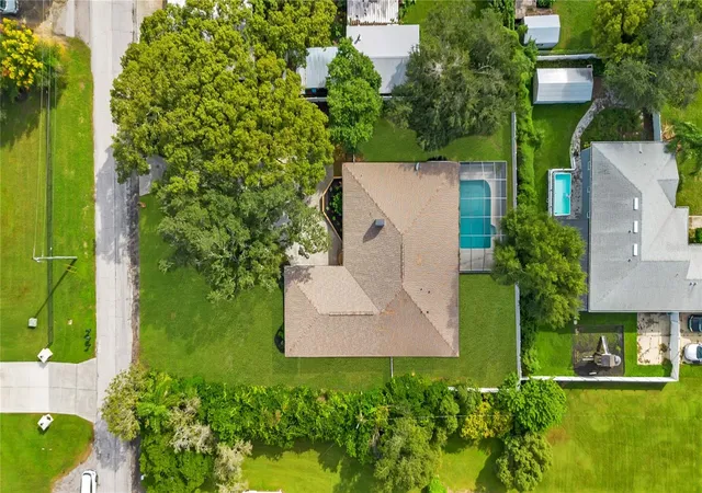 Photo 2 of Single family home for sale at 2637 Grace Manor, Lakeland, FL 33812 | MLS# L4965699 | Listing updated on 2026-10-28