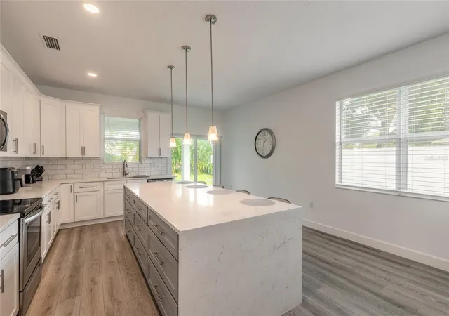 Photo 2 of Single family home for sale at 2625 Travelers Palm Dr, Edgewater, FL 32141 | MLS# NS1089466 | Listing updated on 2026-10-10
