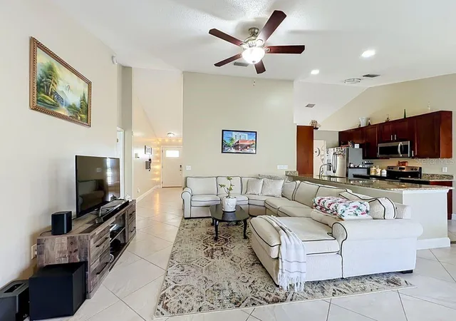 Photo 2 of Single family home for sale at 8609 Crossbay Dr, Orlando, FL 32829 | MLS# O6448980 | Listing updated on 2026-10-25