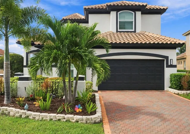 Photo 4 of Single family home for sale at 9925 Sago Point Dr, Seminole, FL 33777 | MLS# TB8556939 | Listing updated on 2026-10-23