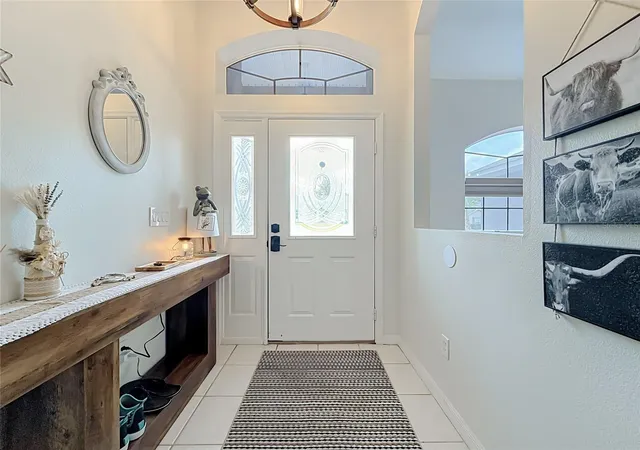 Photo 2 of Single family home for sale at 5141 SW 111th Lane Rd, Ocala, FL 34476 | MLS# O6448986 | Listing updated on 2026-10-11