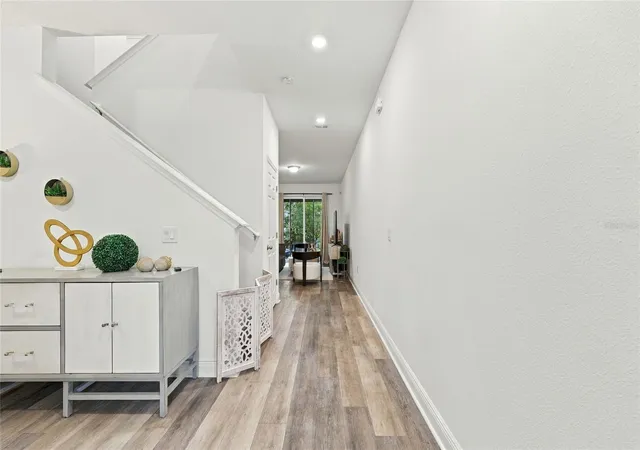 Photo 4 of Townhouse for sale at 1407 Broad Wing Ln, Winter Park, FL 32792 | MLS# O6448996 | Listing updated on 2026-10-12
