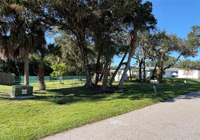 Photo 2 of Single family home for sale at 4433 San Luis Ter, North Port, FL 34286 | MLS# C7531850 | Listing updated on 2026-10-23