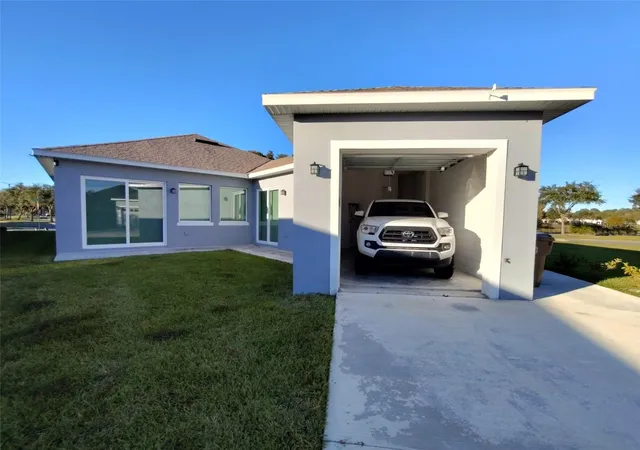 Photo 1 of Single family home for sale at 4970 Strand St, Kissimmee, FL 34758 | MLS# TB8556970 | Listing updated on 2026-10-22