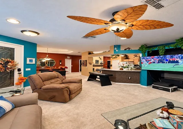 Photo 3 of House for sale at 21129 Diamonte Dr, Land O Lakes, FL 34637 | MLS# W7890242 | Listing updated on 2026-10-13