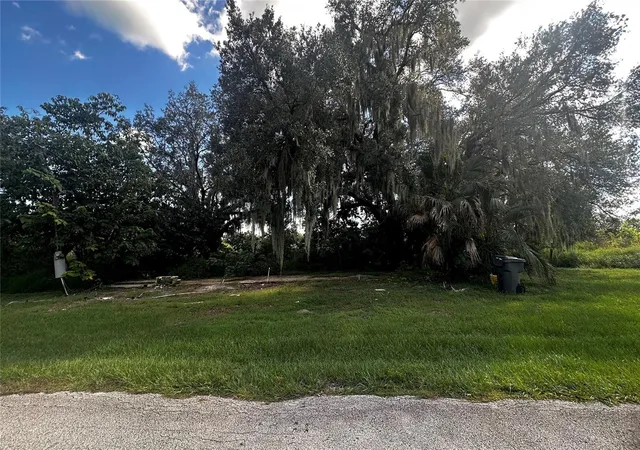 Photo 3 of Land for sale at 2180 2nd Street, Mulberry, FL 33860 | MLS# O6449022 | Listing updated on 2026-10-23