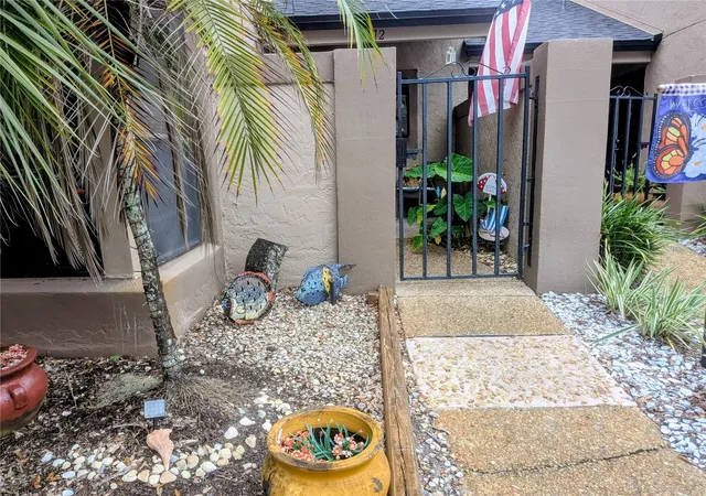 Photo 2 of Condo for sale at 940 Douglas Ave #172, Altamonte Springs, FL 32714 | MLS# OM733824 | Listing updated on 2026-10-29