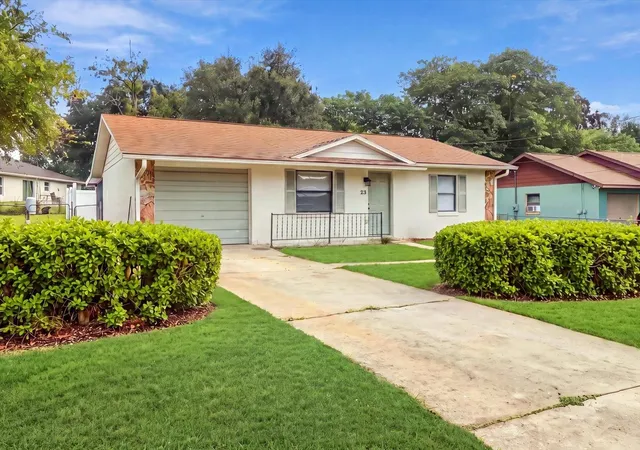 Photo 3 of Single family home for sale at 23 Pine Tr, Ocala, FL 34472 | MLS# OM733825 | Listing updated on 2026-10-13