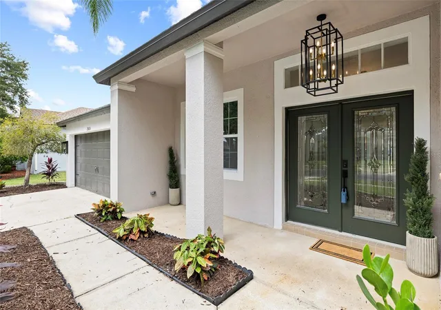 Photo 4 of Single family home for sale at 19015 Fern Meadow Loop, Lutz, FL 33558 | MLS# TB8556984 | Listing updated on 2026-10-10