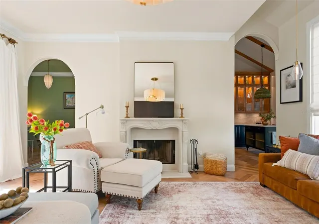 Listing Photo 4 - Condo for sale in building located at 775 Mcintyre Ave, WINTER PARK, FL 32789 - Unit #9