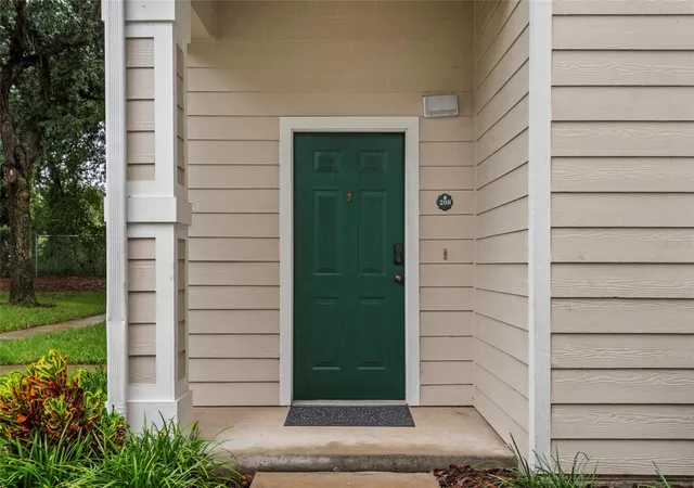 Photo 3 of Condo for sale at 1300 Eastern Pecan Pl #208, Winter Garden, FL 34787 | MLS# O6449034 | Listing updated on 2026-10-15