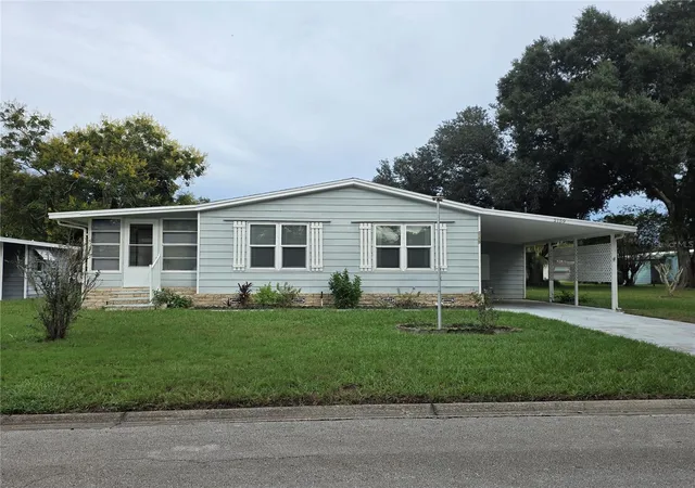 Photo 1 of Manufactured home for sale at 2159 Canopy Cir #135, Zellwood, FL 32798 | MLS# O6449035 | Listing updated on 2026-10-12