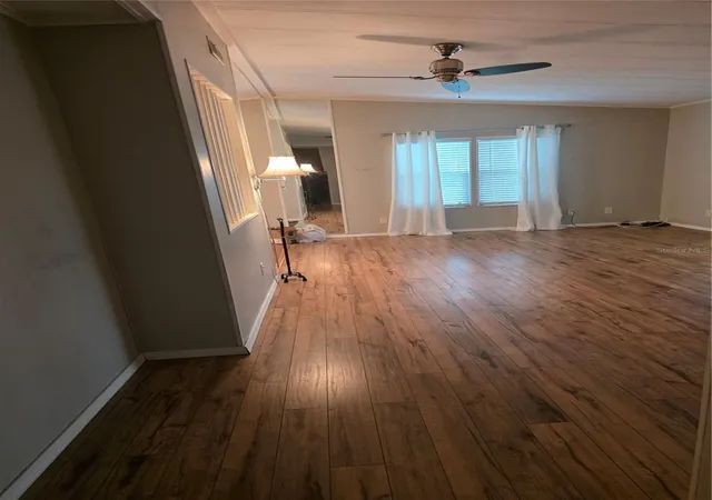 Photo 4 of Manufactured home for sale at 2159 Canopy Cir #135, Zellwood, FL 32798 | MLS# O6449035 | Listing updated on 2026-10-12