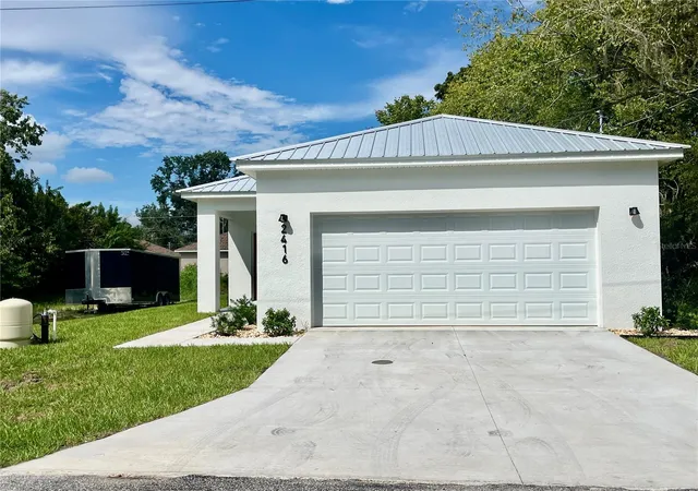 Single family home for sale at 2416 Taylor Rd S, AUBURNDALE, FL 33823 | MLS# O6449040
