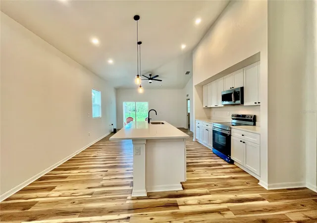 Photo 3 of Single family home for sale at 2416 Taylor Rd S, Auburndale, FL 33823 | MLS# O6449040 | Listing updated on 2026-10-11
