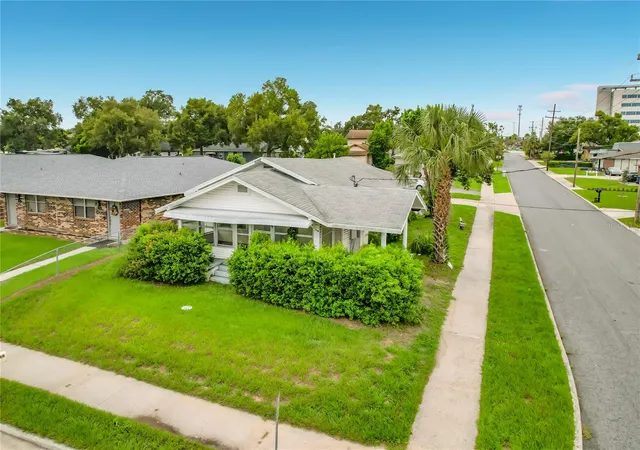 Photo 1 of Single family home for sale at 1148 Gilmore Ave, Lakeland, FL 33805 | MLS# TB8556991 | Listing updated on 2026-10-27