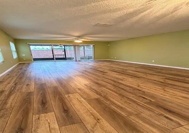 Photo 4 of Townhouse for sale at 1462 Siciliano Point, Winter Park, FL 32792 | MLS# S5159324 | Listing updated on 2026-10-11