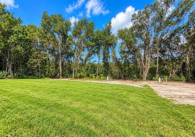 Photo 1 of Single family home for sale at 13 Locust Run, Ocala, FL 34472 | MLS# OM733837 | Listing updated on 2026-10-21