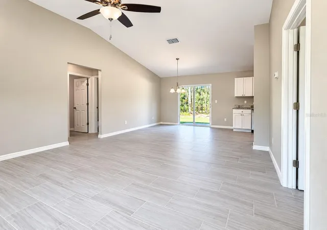 Photo 4 of Single family home for sale at 13 Locust Run, Ocala, FL 34472 | MLS# OM733837 | Listing updated on 2026-10-21