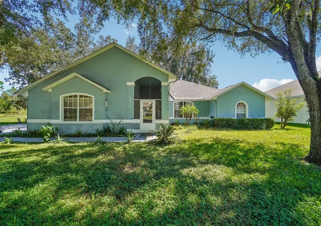 Photo 1 of Single family home for sale at 6074 Beechwood Dr, Dade City, FL 33523 | MLS# TB8557013 | Listing updated on 2026-10-18
