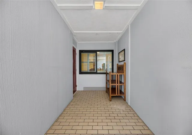 Photo 3 of Condo for sale at 2780 N Riverside Dr #601, Tampa, FL 33602 | MLS# TB8557014 | Listing updated on 2026-10-27