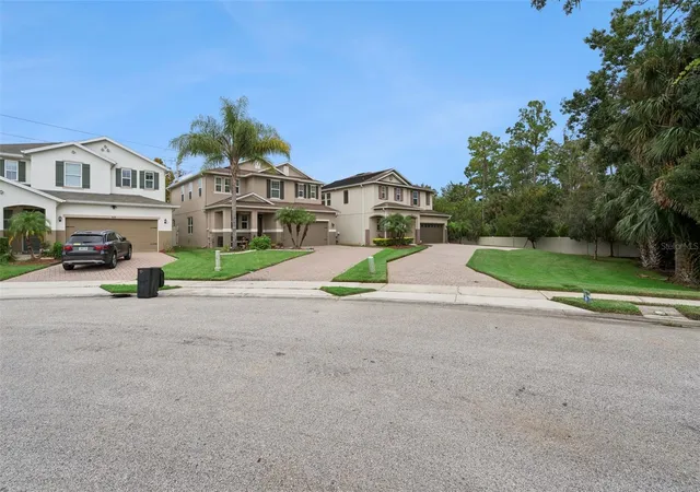 Photo 2 of Single family home for sale at 536 Bottlebrush Loop, Sanford, FL 32771 | MLS# V4951767 | Listing updated on 2026-10-23