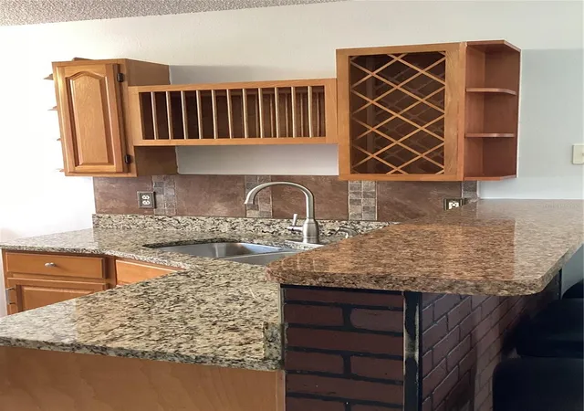 Photo 2 of Single family home for sale at 7160 Edgewater Shrs Ct, Orlando, FL 32810 | MLS# O6449059 | Listing updated on 2026-10-12
